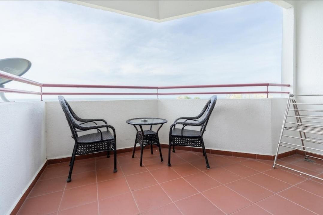 Vip Suite Seaview Batu Ferringhi 1003-2 Bedroom ภายนอก รูปภาพ